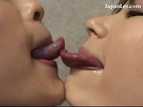 New N. reccomend asian girls shirts kissing